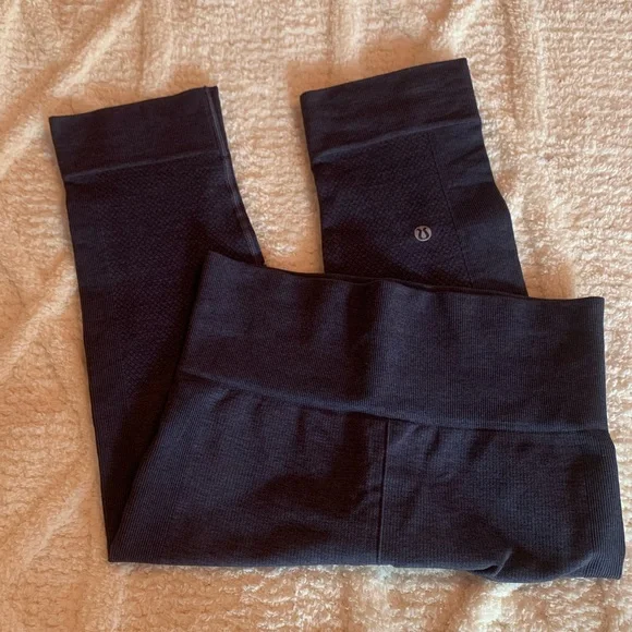Lululemon Cropped Leggings - Picture 1 of 5